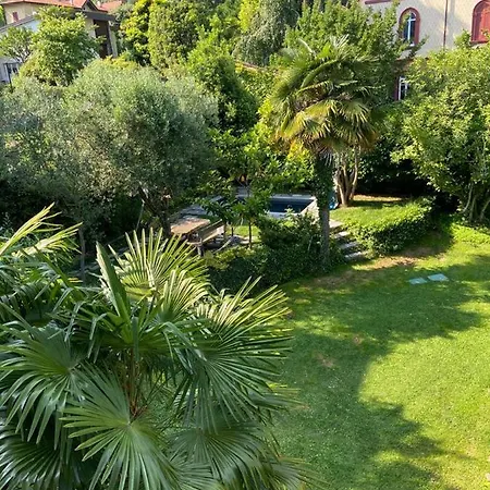 Villa Private In Cernobbio